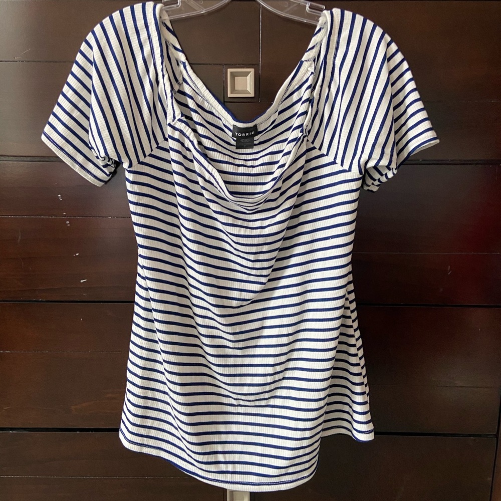 TORRID striped scoop neck T